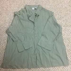 Maternity — Duo 3/4 length sleeve button up shirt